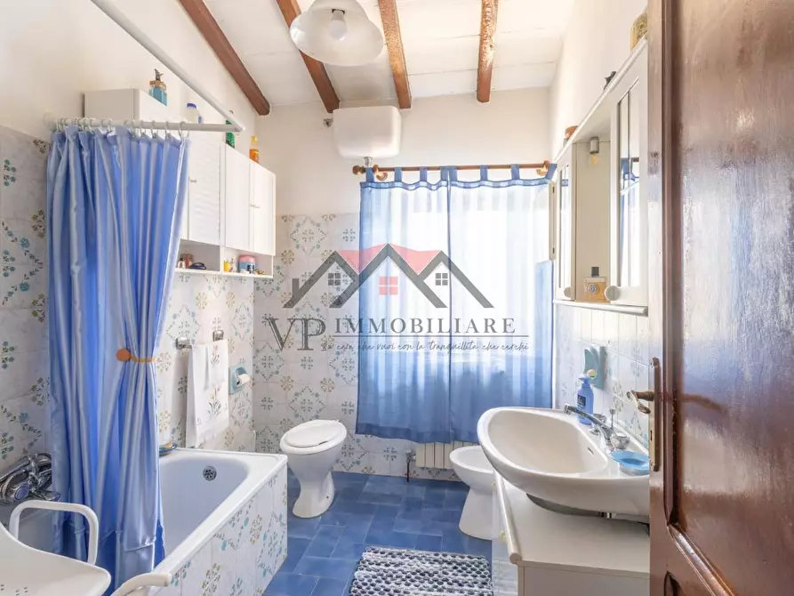 Immagine 45 di Casa colonica in vendita  a Pomarance