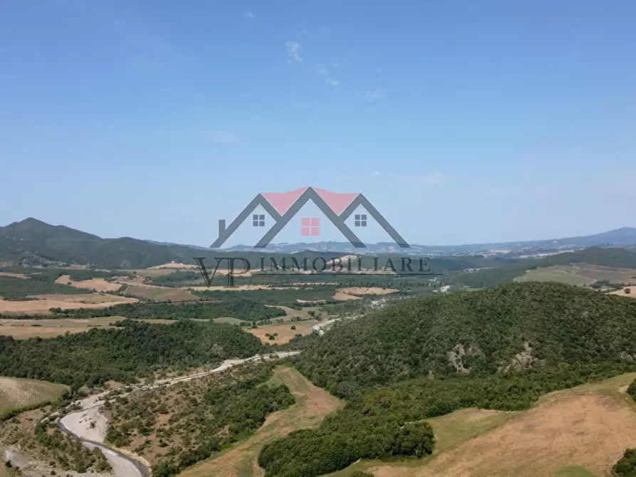 Immagine 12 di Casa colonica in vendita  a Pomarance