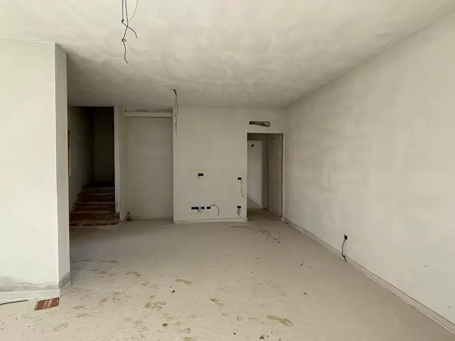 Immagine 10 di Casa bifamiliare in vendita  a San Miniato