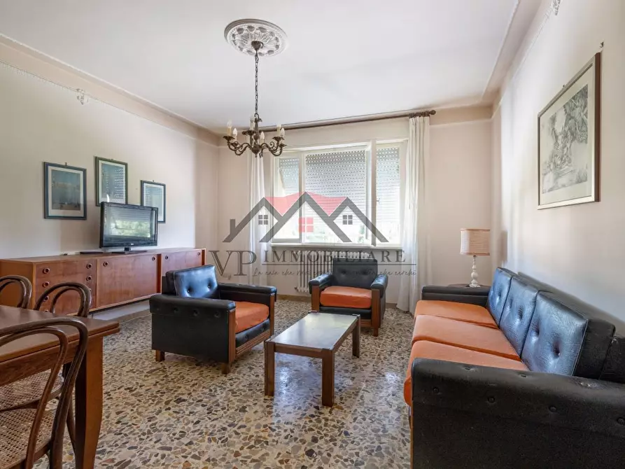 Immagine 2 di Appartamento in vendita  a Pomarance