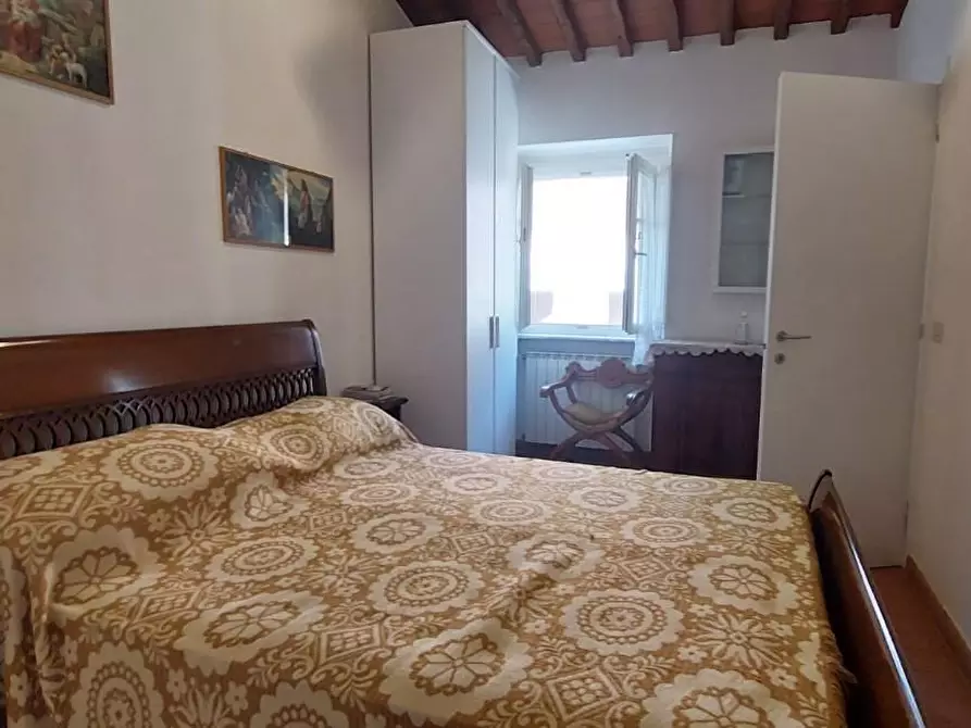 Immagine 3 di Appartamento in vendita  a Massa