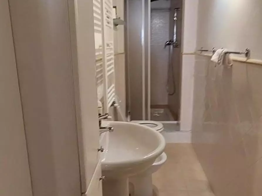 Immagine 7 di Appartamento in vendita  a Massa