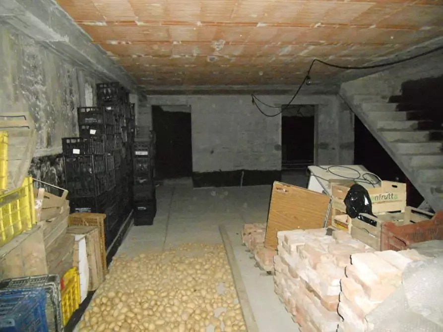 Immagine 14 di Villa in vendita  a Castelnuovo Magra