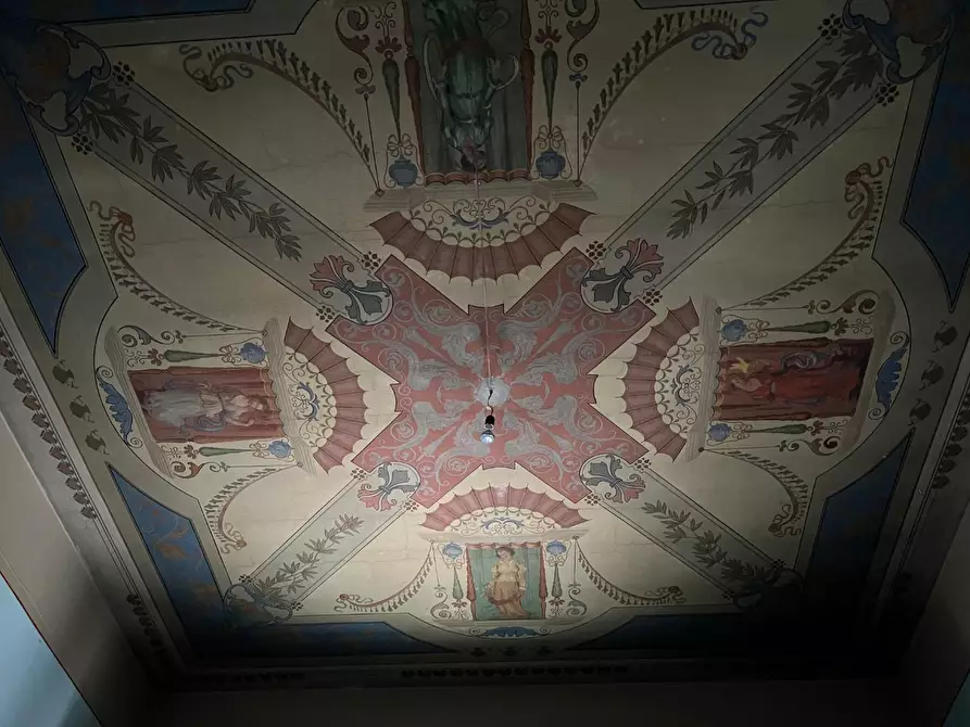 Immagine 10 di Appartamento in vendita  a Empoli