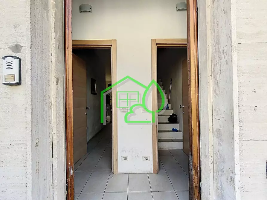 Immagine 6 di Villa in vendita  a Viareggio