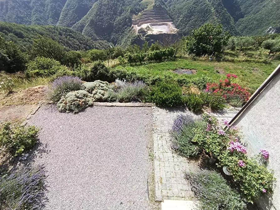 Immagine 24 di Villa in vendita  a Castelnuovo Di Garfagnana