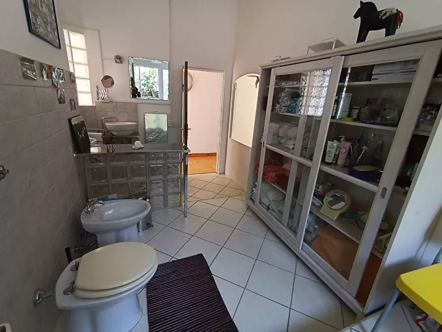 Immagine 19 di Villa in vendita  a Castelnuovo Di Garfagnana