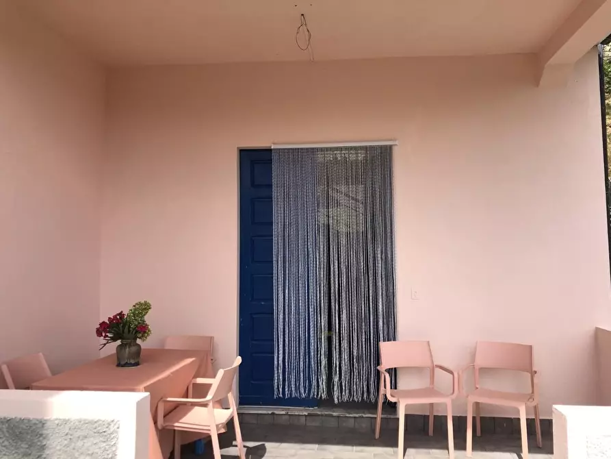 Immagine 4 di Villa in vendita  a Castelnuovo Di Garfagnana