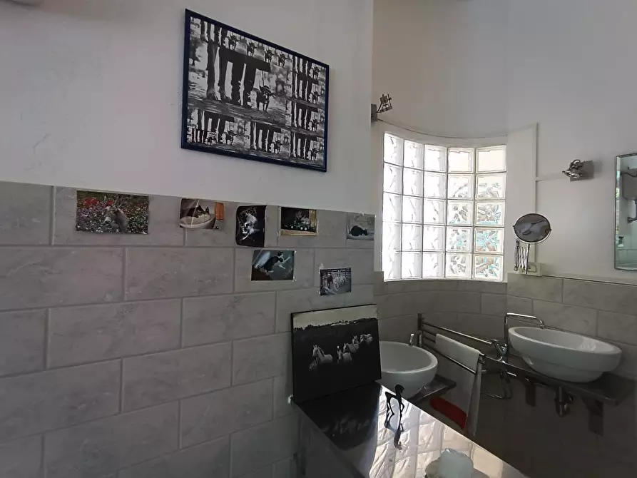 Immagine 20 di Villa in vendita  a Castelnuovo Di Garfagnana