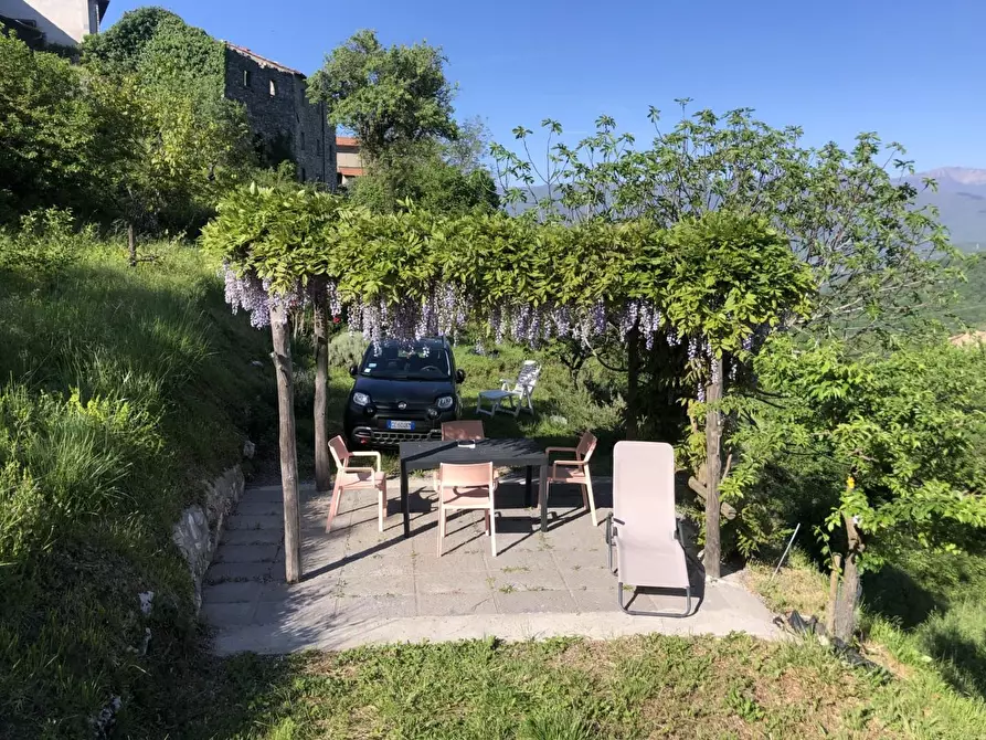 Immagine 25 di Villa in vendita  a Castelnuovo Di Garfagnana