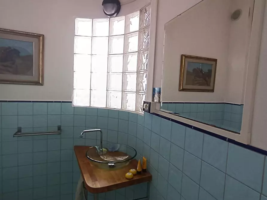 Immagine 10 di Villa in vendita  a Castelnuovo Di Garfagnana