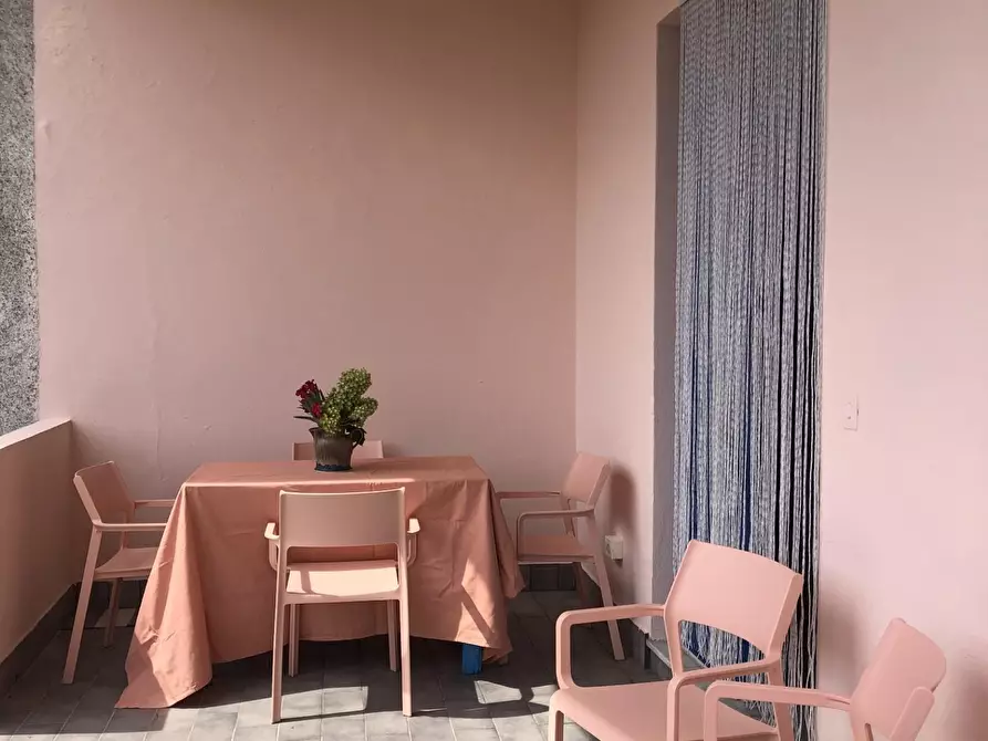 Immagine 3 di Villa in vendita  a Castelnuovo Di Garfagnana