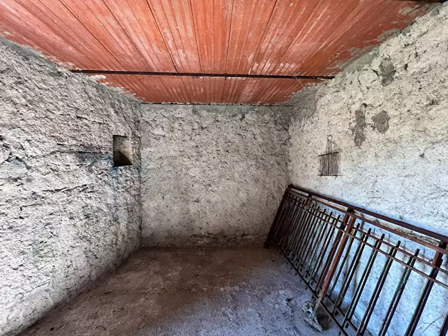 Immagine 8 di Rustico / casale in vendita  a Piazza Al Serchio