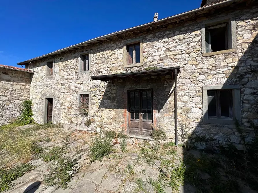 Immagine 9 di Rustico / casale in vendita  a Piazza Al Serchio