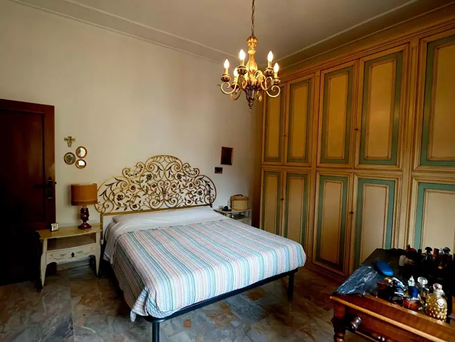 Immagine 12 di Appartamento in vendita  a Siena