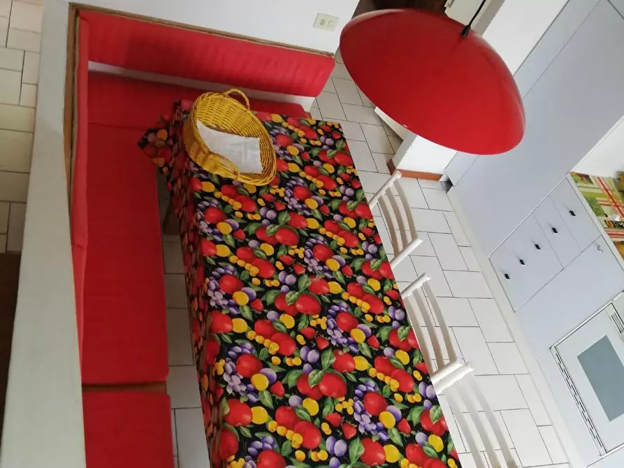 Immagine 8 di Appartamento in vendita  a Viareggio