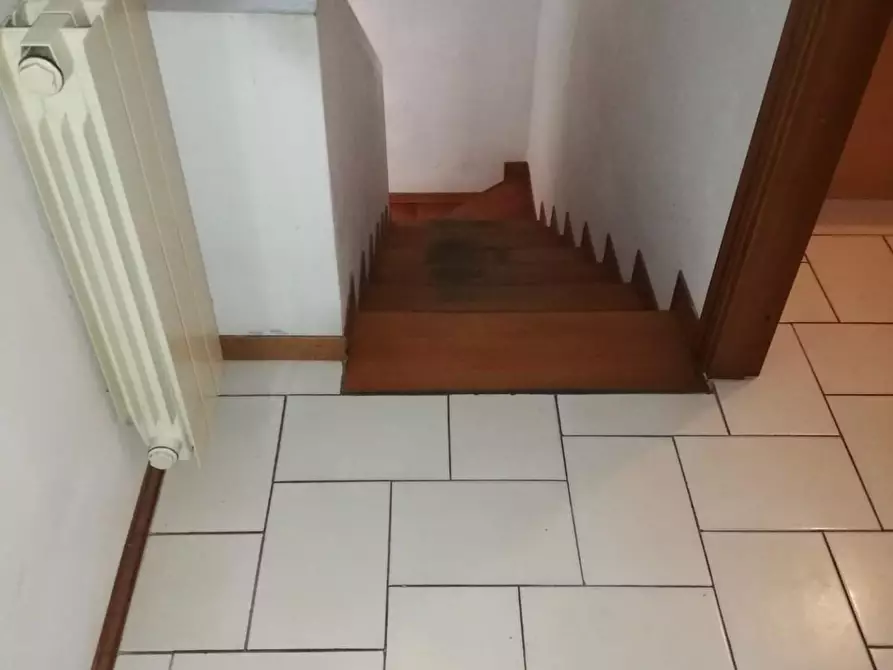 Immagine 12 di Appartamento in vendita  a Viareggio