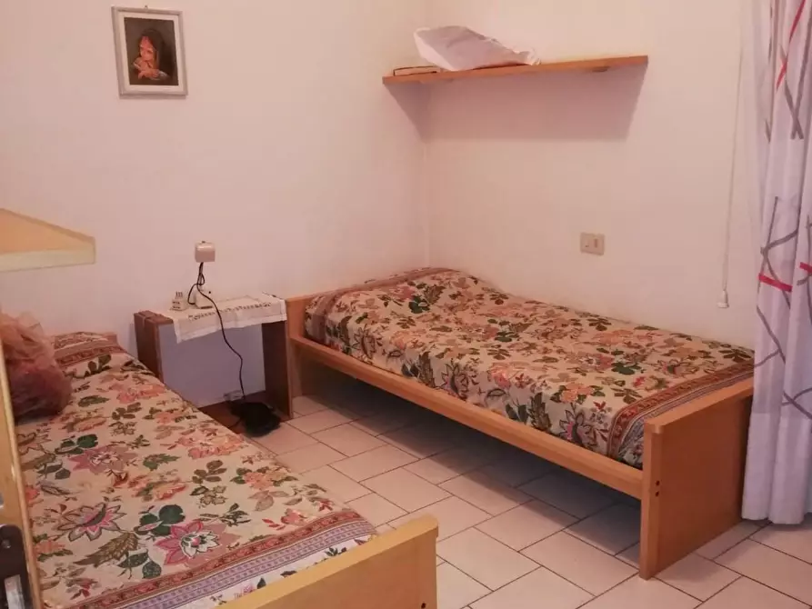 Immagine 19 di Appartamento in vendita  a Viareggio