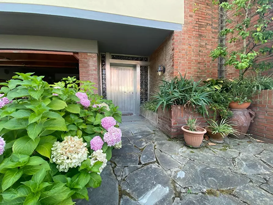 Immagine 9 di Villa in vendita  a Santa Croce Sull'arno