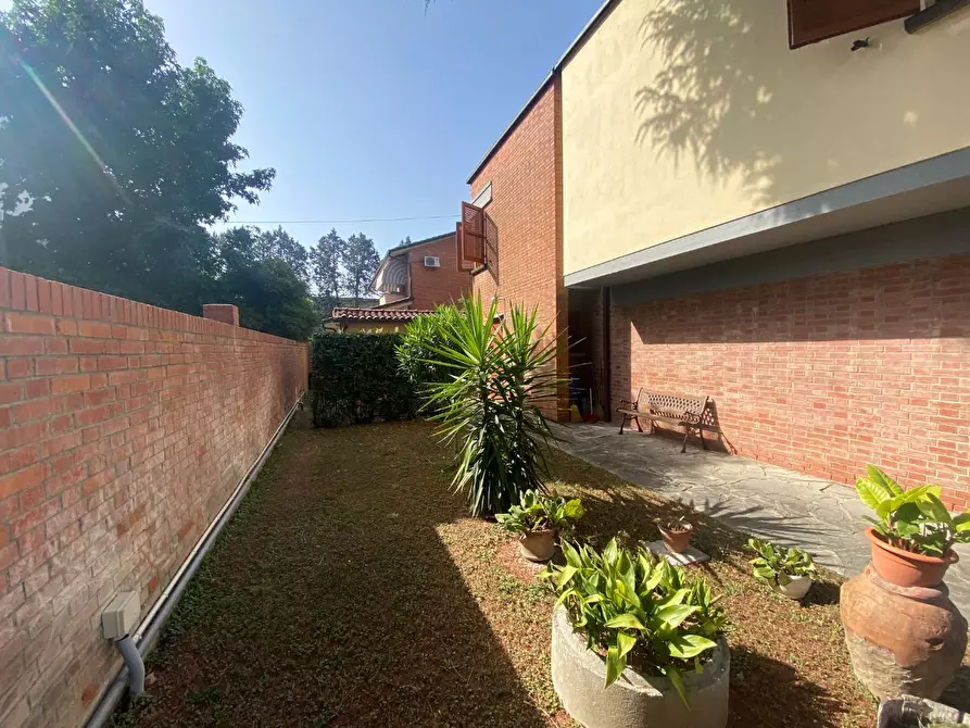 Immagine 44 di Villa in vendita  a Santa Croce Sull'arno