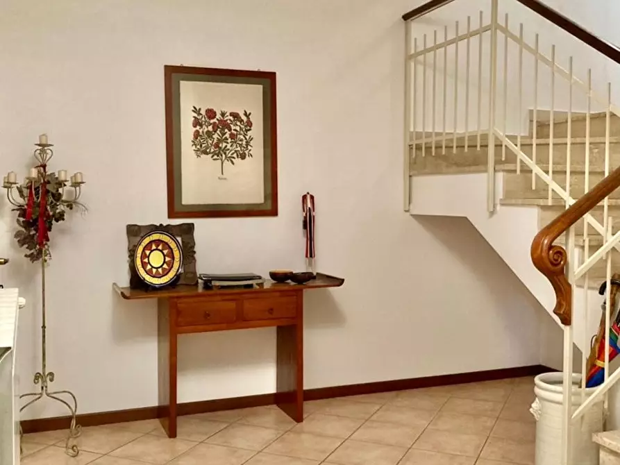 Immagine 7 di Villetta a schiera in vendita  a Calcinaia