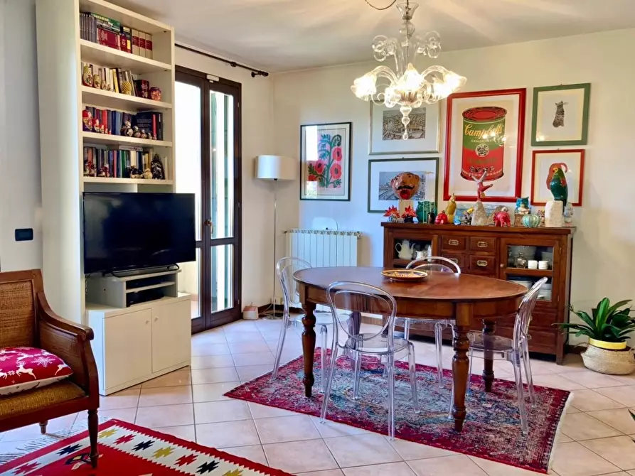 Immagine 16 di Villetta a schiera in vendita  a Calcinaia