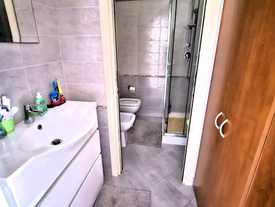 Immagine 5 di Appartamento in vendita  a Carrara