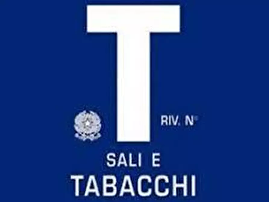 Immagine 5 di Bar / Ristorante in vendita  a Carrara