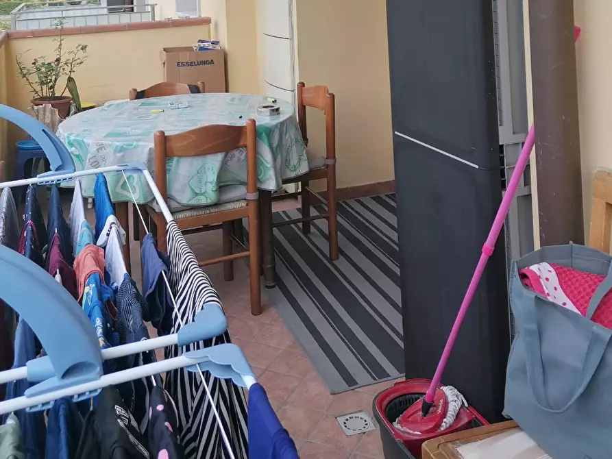 Immagine 10 di Appartamento in vendita  a Carrara