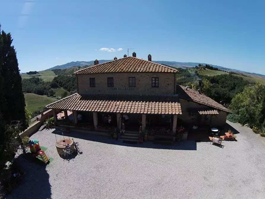 Immagine 19 di Agriturismo in vendita  a Volterra