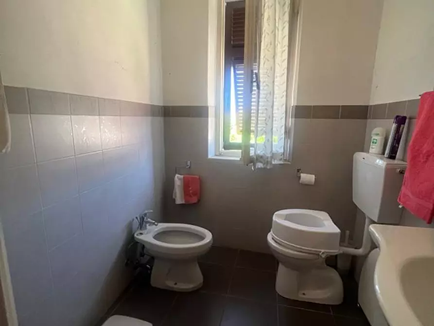 Immagine 11 di Villetta a schiera in vendita  a Castelnuovo Magra