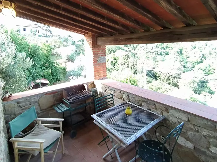 Immagine 9 di Porzione di casa in vendita  a Bucine