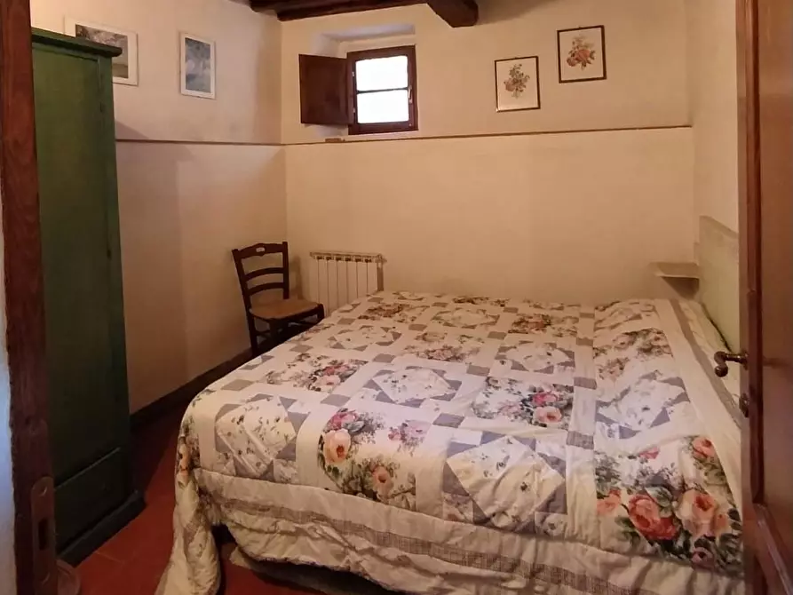 Immagine 12 di Porzione di casa in vendita  a Bucine