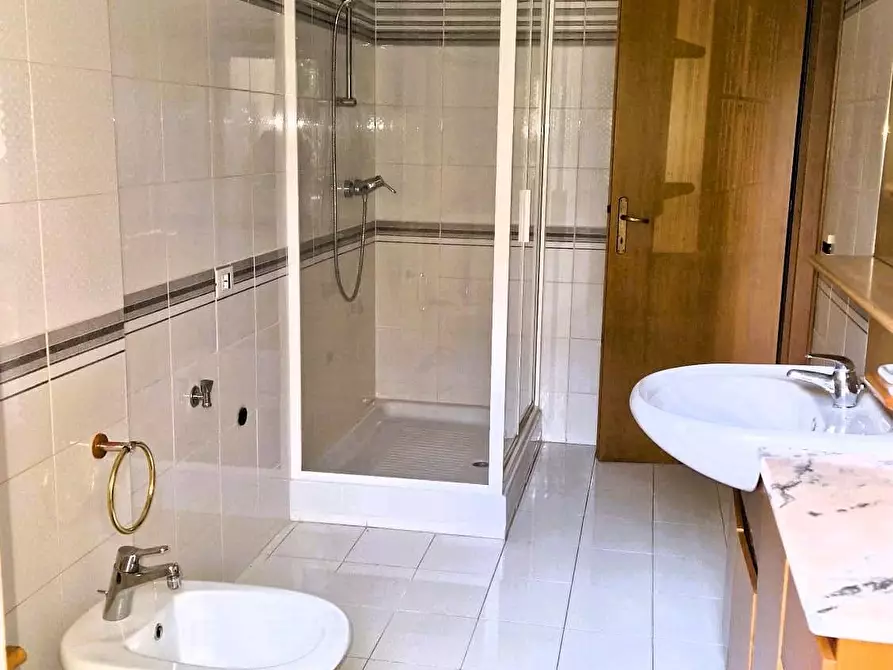 Immagine 14 di Appartamento in vendita  a Pontedera