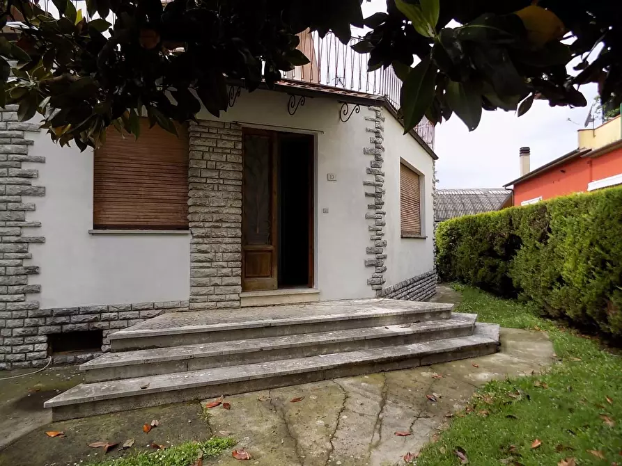 Immagine 2 di Casa indipendente in vendita  a Barga