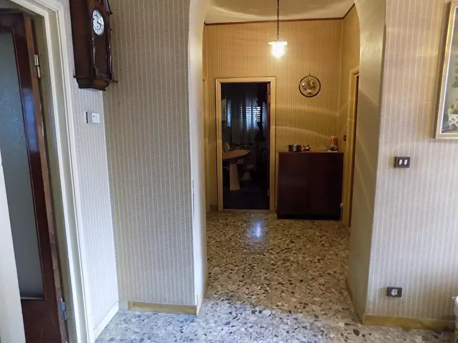 Immagine 6 di Casa indipendente in vendita  a Barga