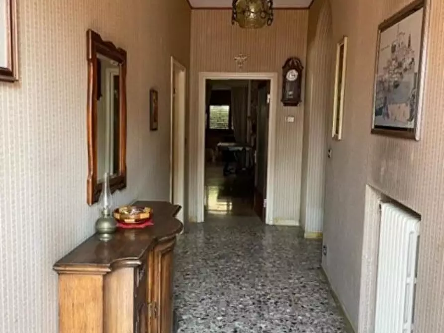 Immagine 10 di Casa indipendente in vendita  a Barga