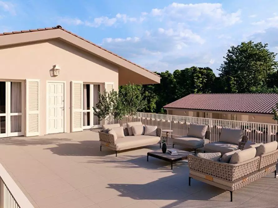 Immagine 13 di Appartamento in vendita  a Pontedera