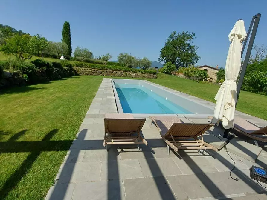 Immagine 41 di Casa colonica in vendita  a Bagnone