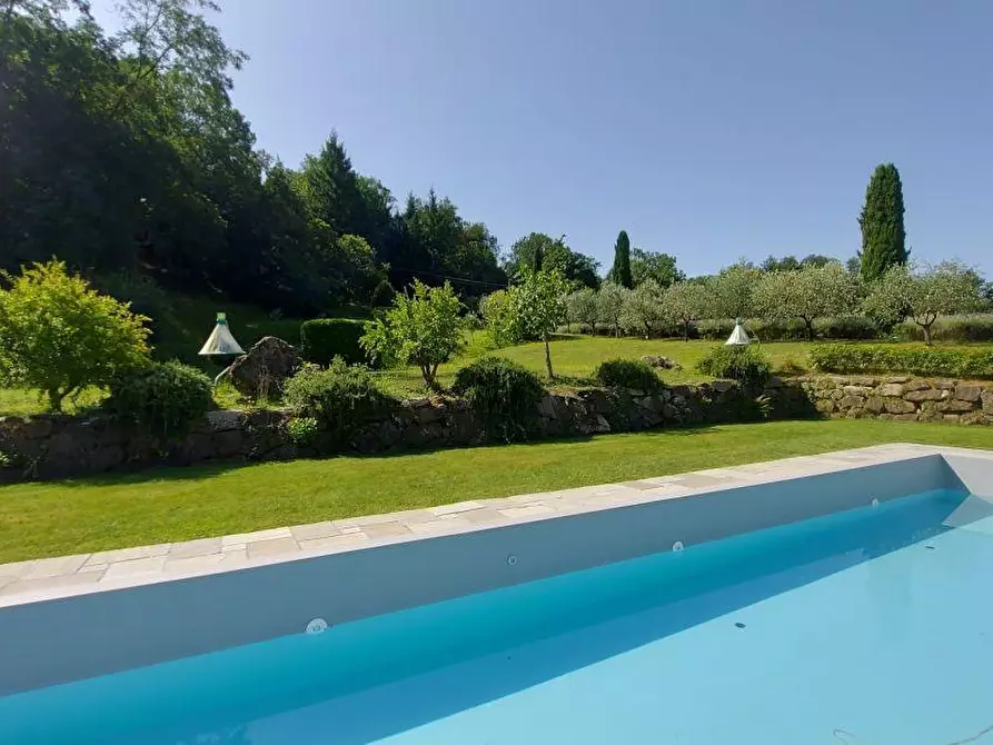 Immagine 48 di Casa colonica in vendita  a Bagnone