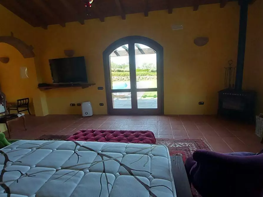 Immagine 43 di Casa colonica in vendita  a Bagnone