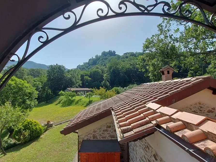 Immagine 27 di Casa colonica in vendita  a Bagnone