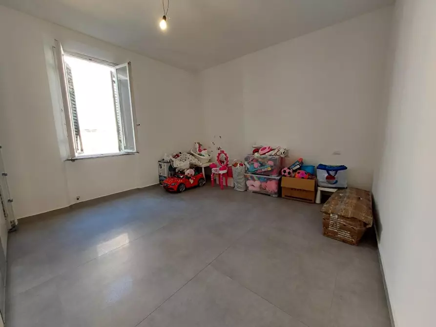 Immagine 43 di Appartamento in vendita  a Pontedera