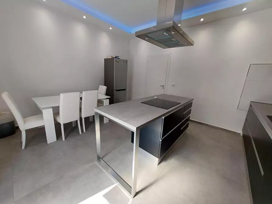 Immagine 4 di Appartamento in vendita  a Pontedera