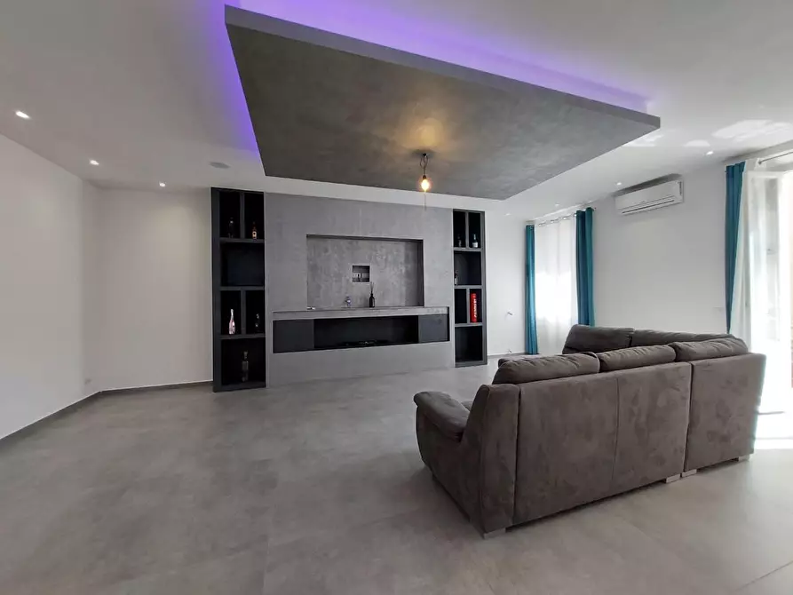 Immagine 12 di Appartamento in vendita  a Pontedera