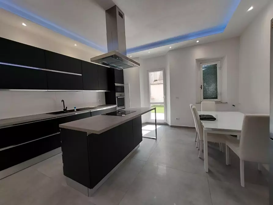 Immagine 3 di Appartamento in vendita  a Pontedera