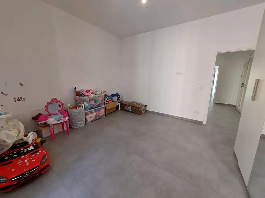 Immagine 47 di Appartamento in vendita  a Pontedera