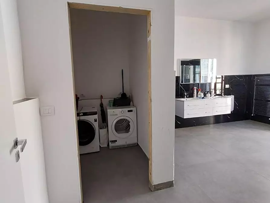 Immagine 40 di Appartamento in vendita  a Pontedera