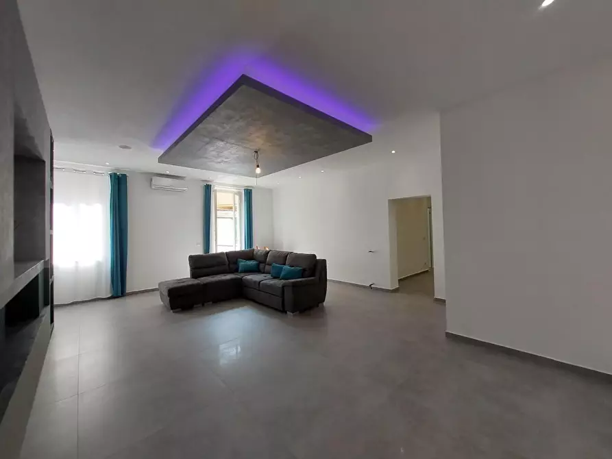 Immagine 18 di Appartamento in vendita  a Pontedera