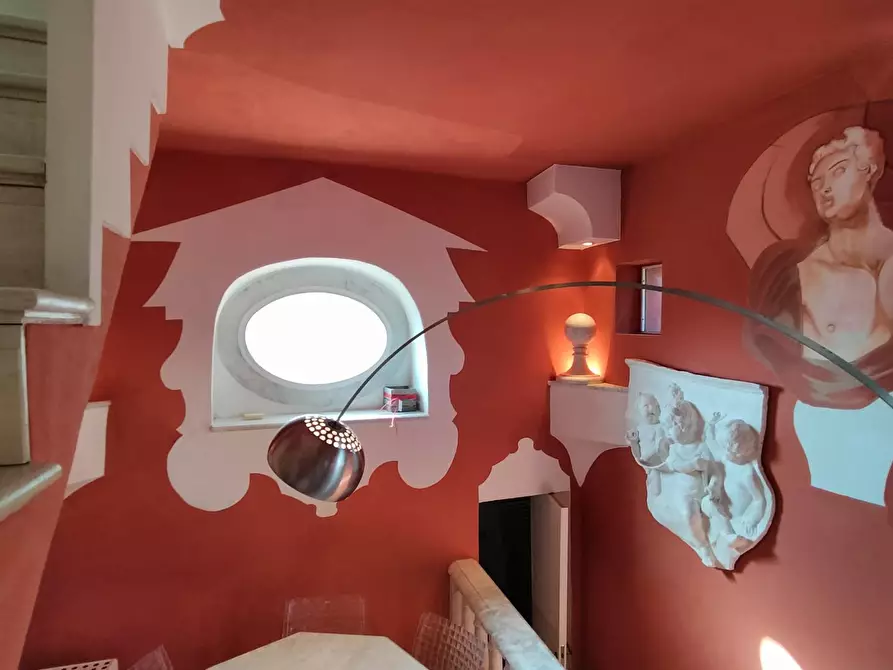 Immagine 19 di Porzione di casa in vendita  a Carrara